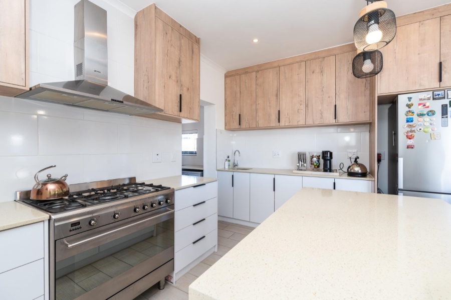 4 Bedroom Property for Sale in Sandown Western Cape